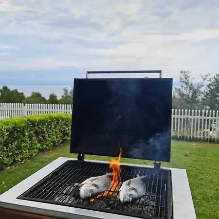 Janis Seaview Néa Fókaia