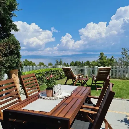 Janis Seaview Semesterbostad