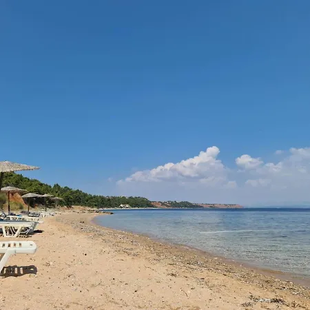 Janis Seaview * Néa Fókaia